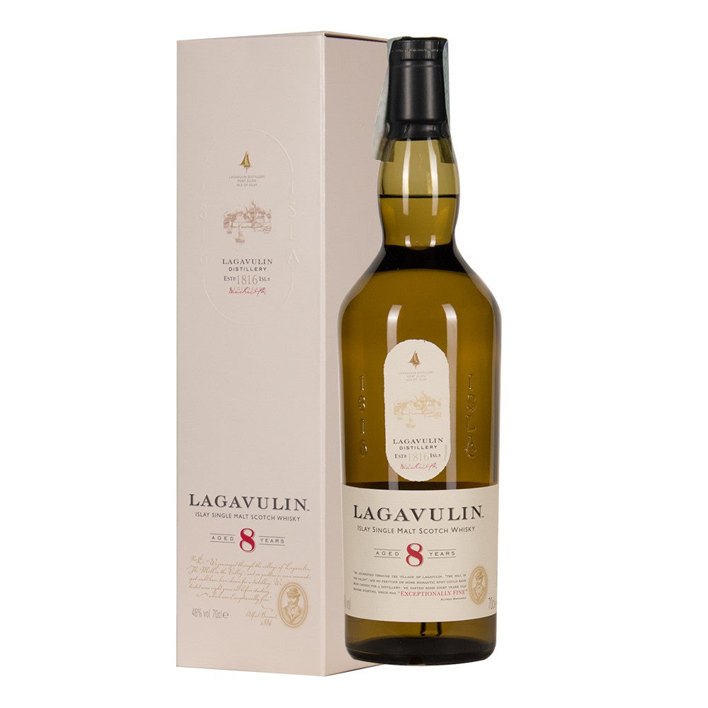 Islay Single Malt Scotch Whisky Aged 8 Years Lagavulin (Astucciato)  70 cl